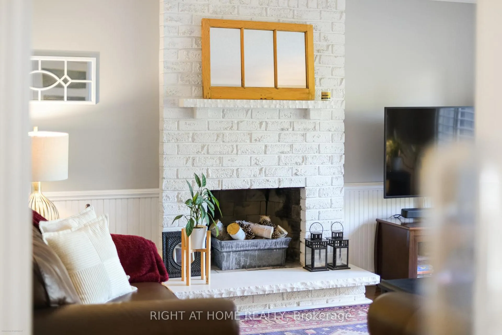 Photo 13 of 885 Dales Avenue, Newmarket, Gorham-College Manor — HOMEH