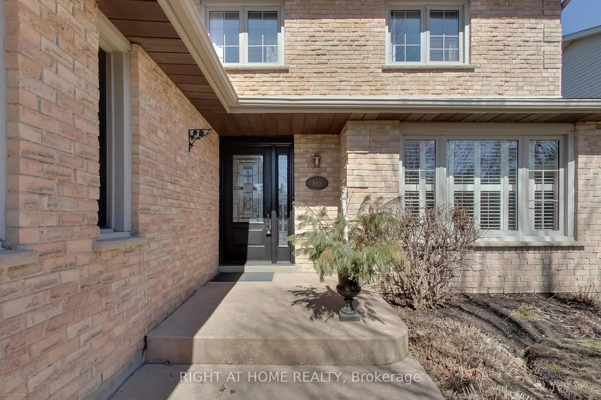 Photo 33 of 885 Dales Avenue, Newmarket, Gorham-College Manor — HOMEH