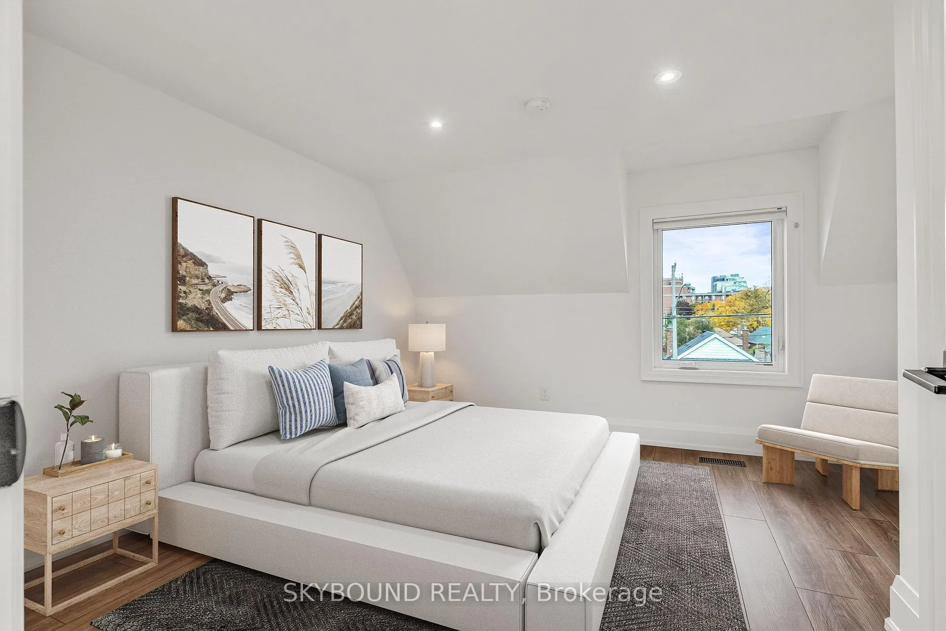 Photo 18 of 323 Mortimer Avenue, Toronto, Danforth Village-East York — HOMEH