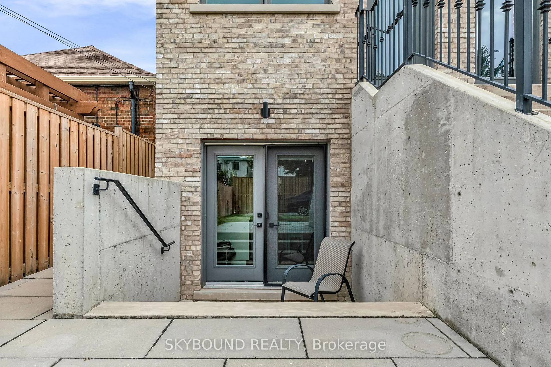 Photo 29 of 323 Mortimer Avenue, Toronto, Danforth Village-East York — HOMEH