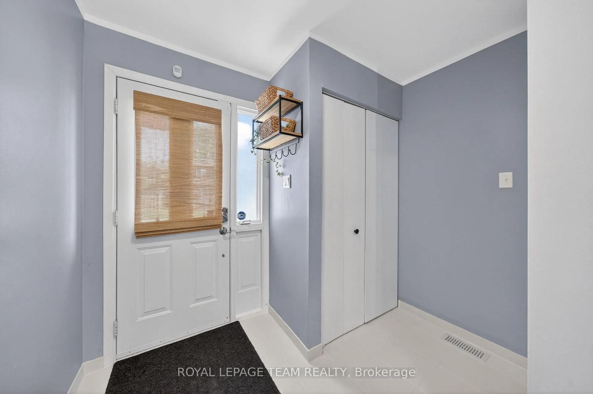 Photo 9 of Unit 37, 3315 Hogarth Avenue, Ottawa, Blossom Park/Kemp Park/Findlay Creek — HOMEH