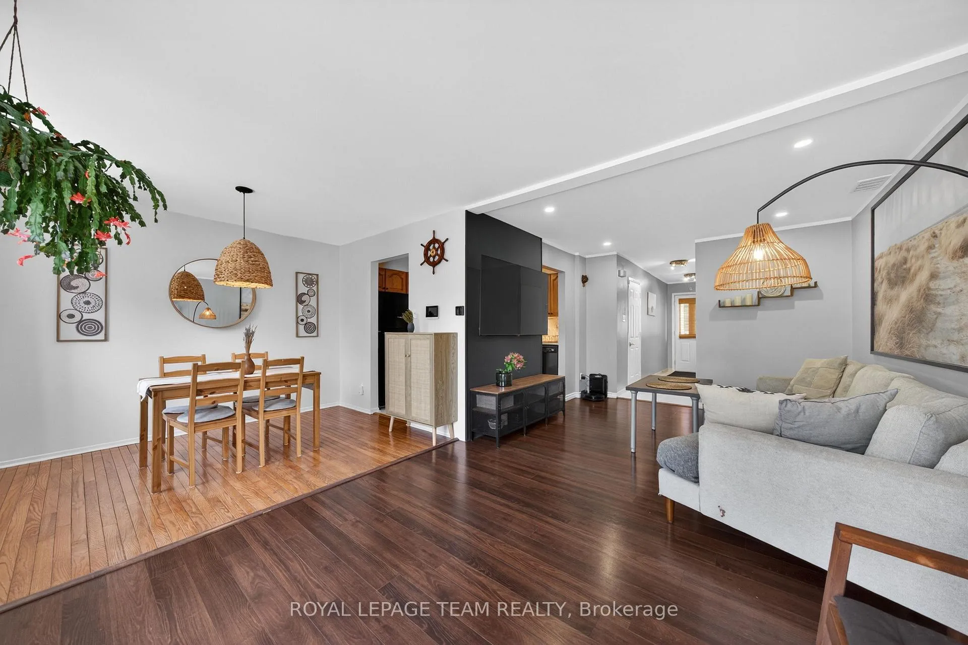 Photo 15 of Unit 37, 3315 Hogarth Avenue, Ottawa, Blossom Park/Kemp Park/Findlay Creek — HOMEH