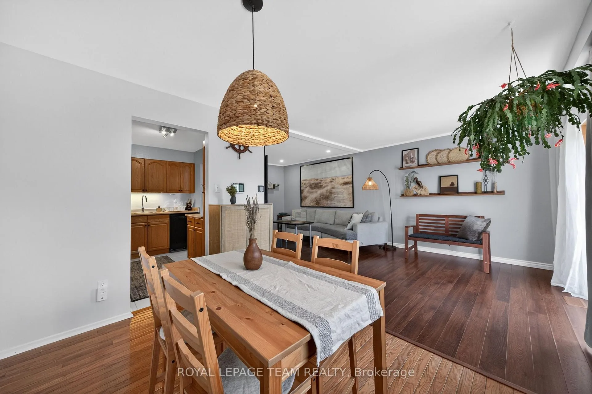 Photo 18 of Unit 37, 3315 Hogarth Avenue, Ottawa, Blossom Park/Kemp Park/Findlay Creek — HOMEH