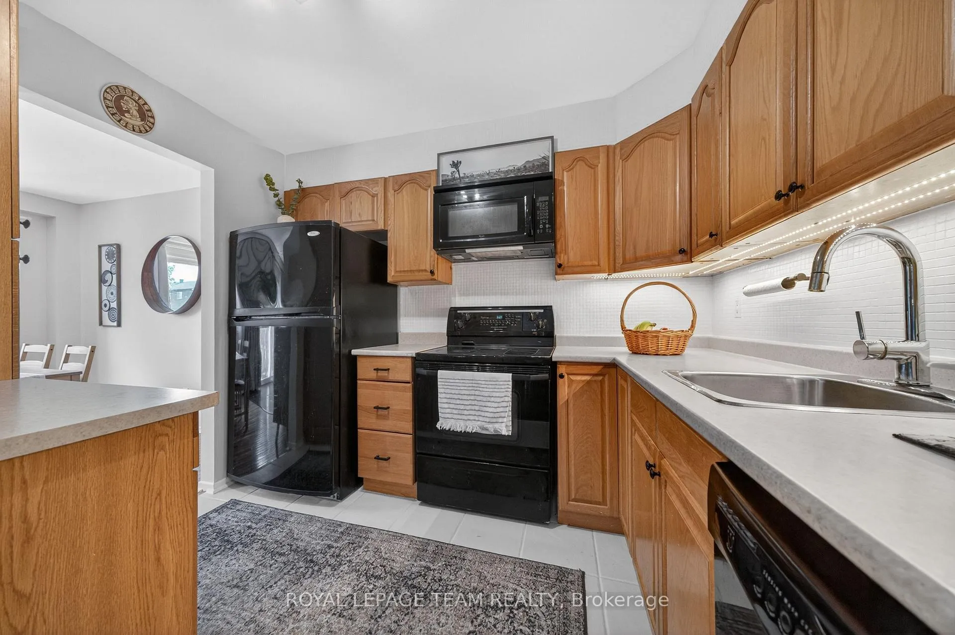 Photo 20 of Unit 37, 3315 Hogarth Avenue, Ottawa, Blossom Park/Kemp Park/Findlay Creek — HOMEH