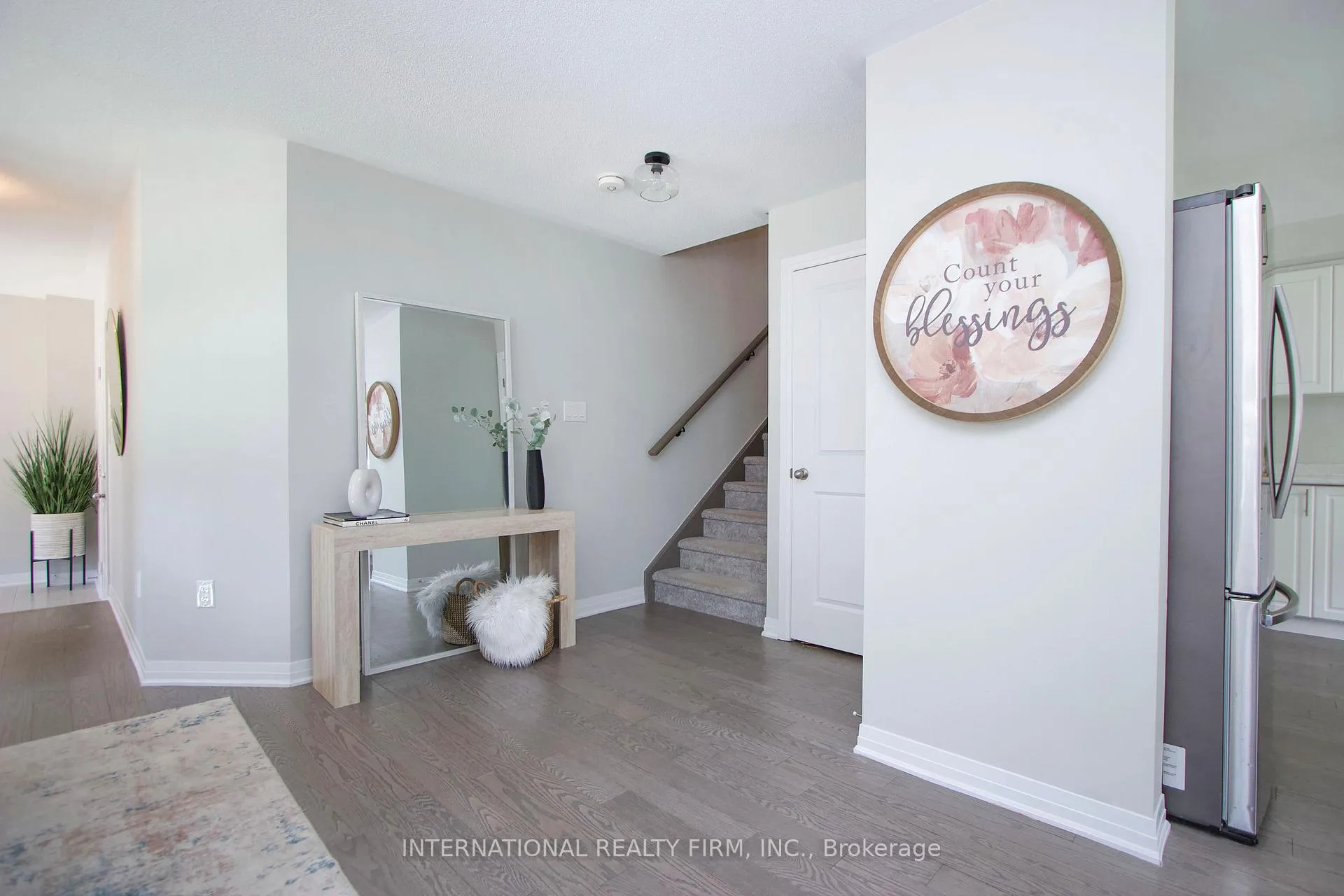 Photo 11 of Unit 33, 11 Caspian Square, Clarington, Bowmanville — HOMEH