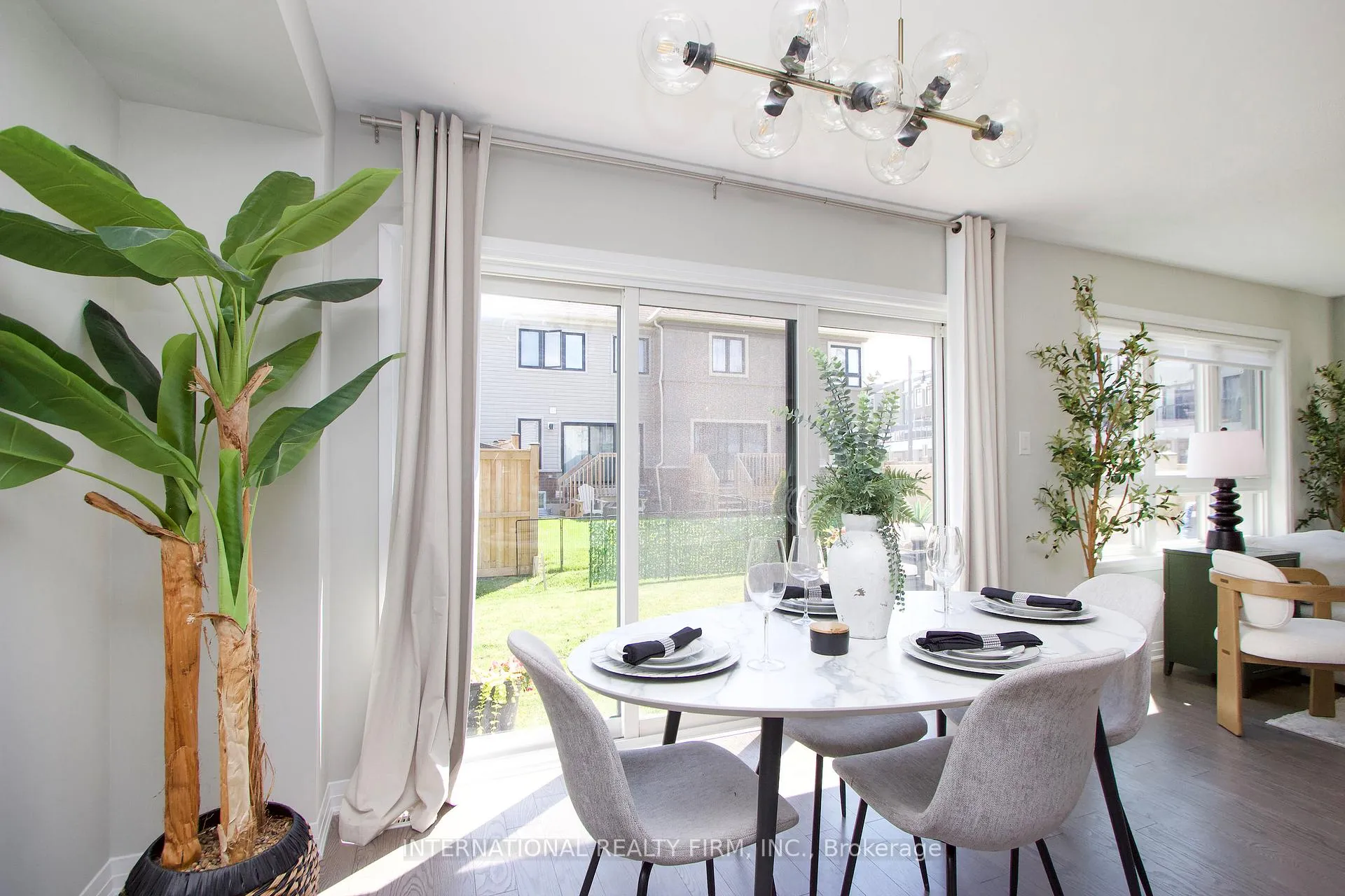 Photo 16 of Unit 33, 11 Caspian Square, Clarington, Bowmanville — HOMEH