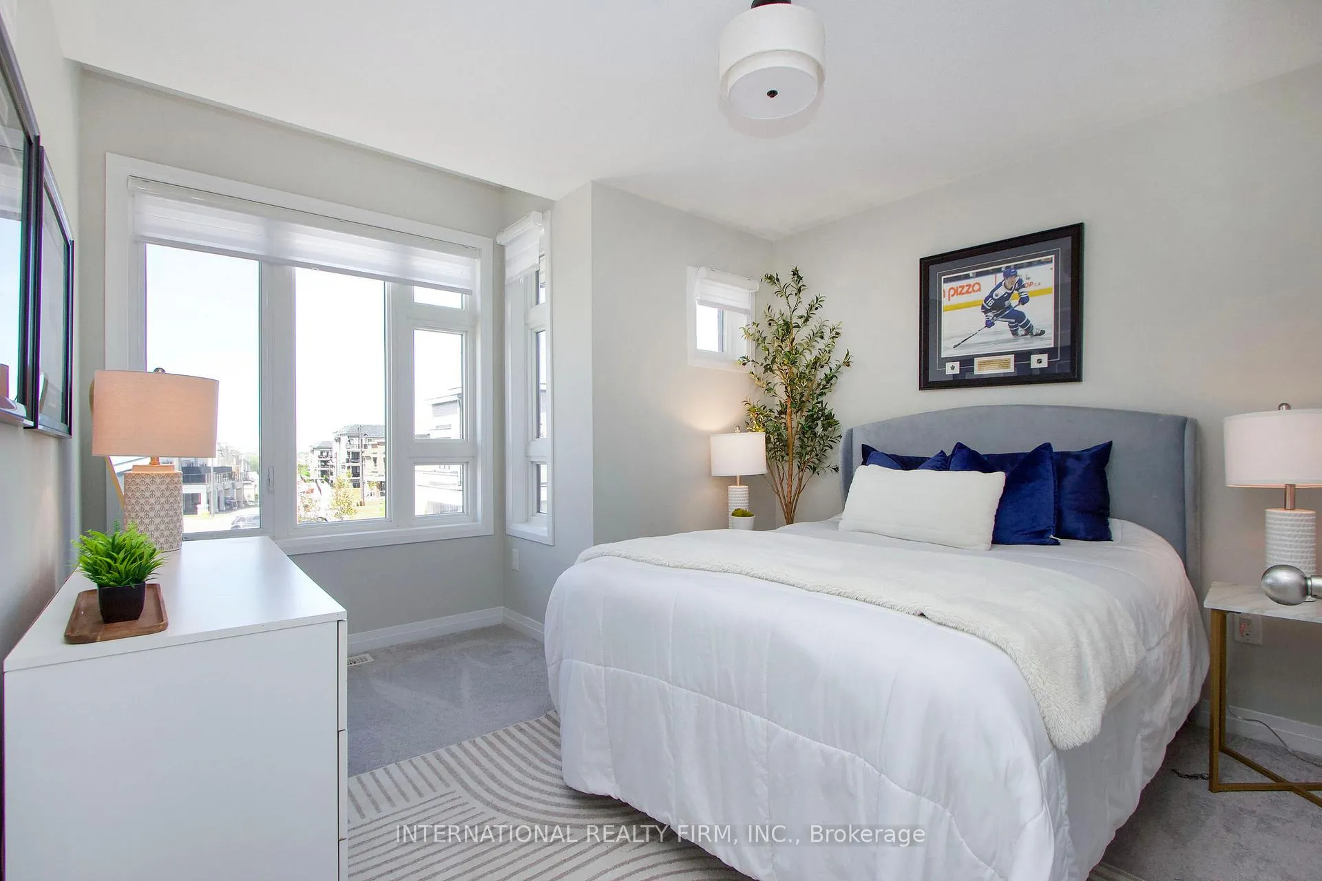 Photo 29 of Unit 33, 11 Caspian Square, Clarington, Bowmanville — HOMEH