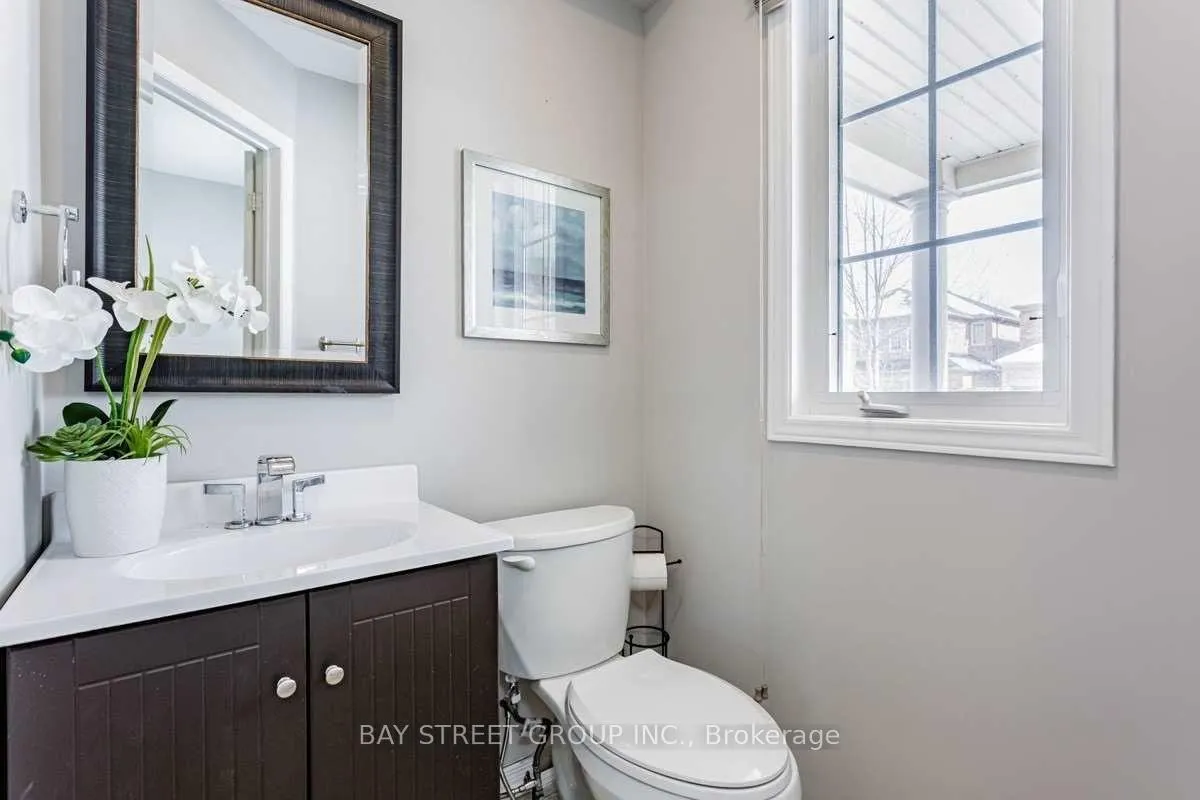 Photo 15 of 30 Delattaye Avenue, Aurora, Bayview Northeast — HOMEH