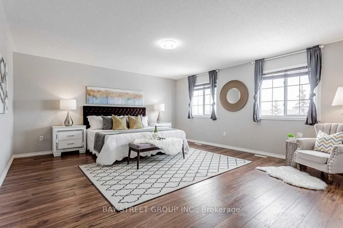 Photo 18 of 30 Delattaye Avenue, Aurora, Bayview Northeast — HOMEH