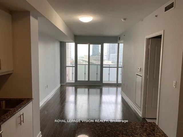 Photo 2 of Unit 1107, 1 The Esplanade, Toronto, Waterfront Communities — HOMEH