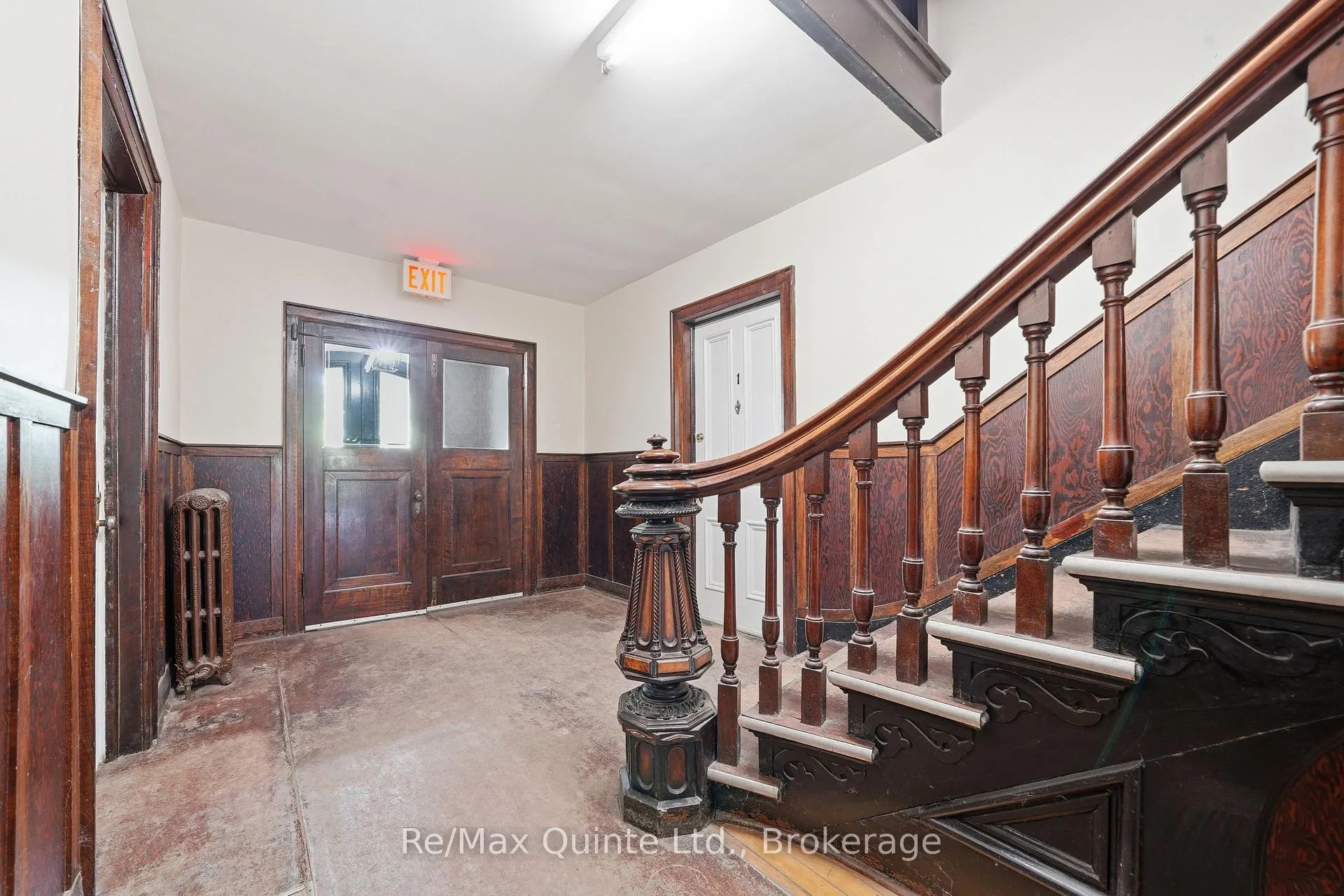 Photo 6 of 215 Victoria Avenue, Belleville, Belleville Ward — HOMEH