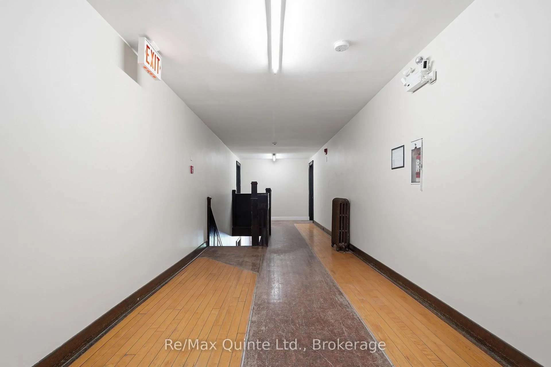 Photo 9 of 215 Victoria Avenue, Belleville, Belleville Ward — HOMEH