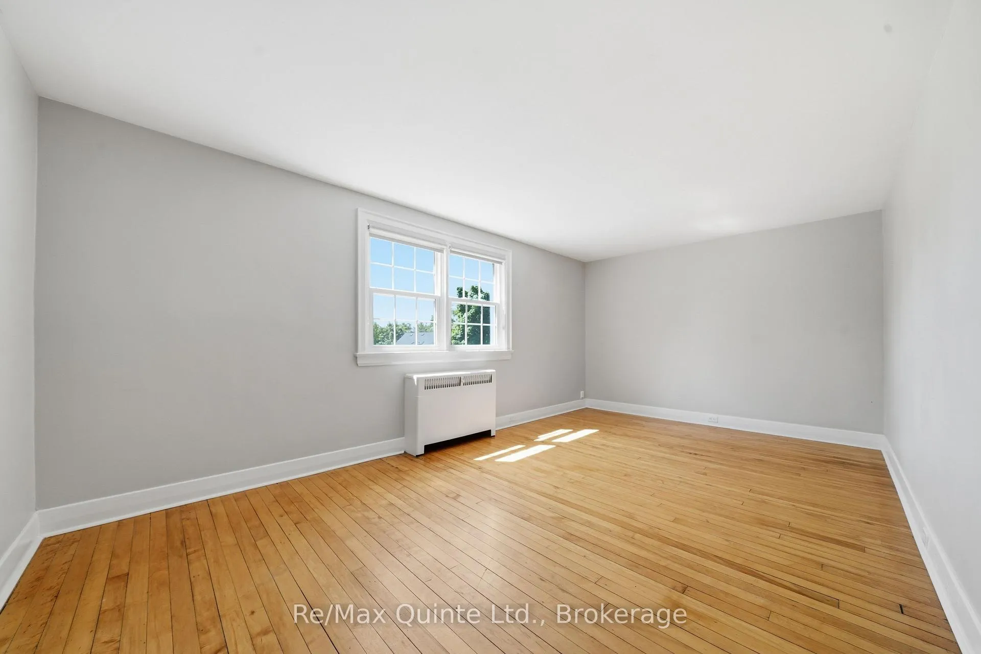 Photo 17 of 215 Victoria Avenue, Belleville, Belleville Ward — HOMEH