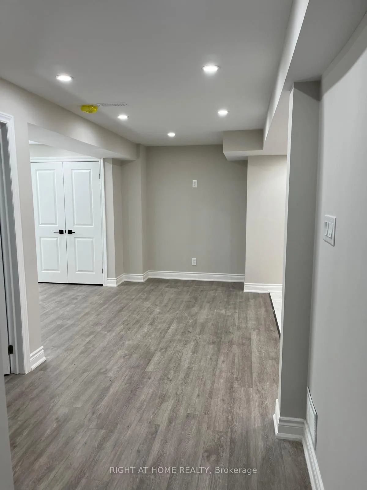 Photo 7 of 9 Annie Crescent, Ajax, Central West — HOMEH