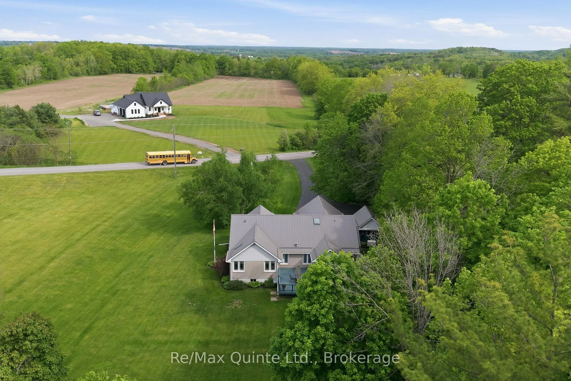 Photo 1 of 302 Clearview Road, Belleville, Thurlow Ward — HOMEH