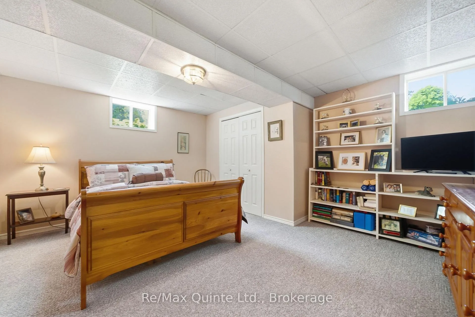 Photo 37 of 302 Clearview Road, Belleville, Thurlow Ward — HOMEH