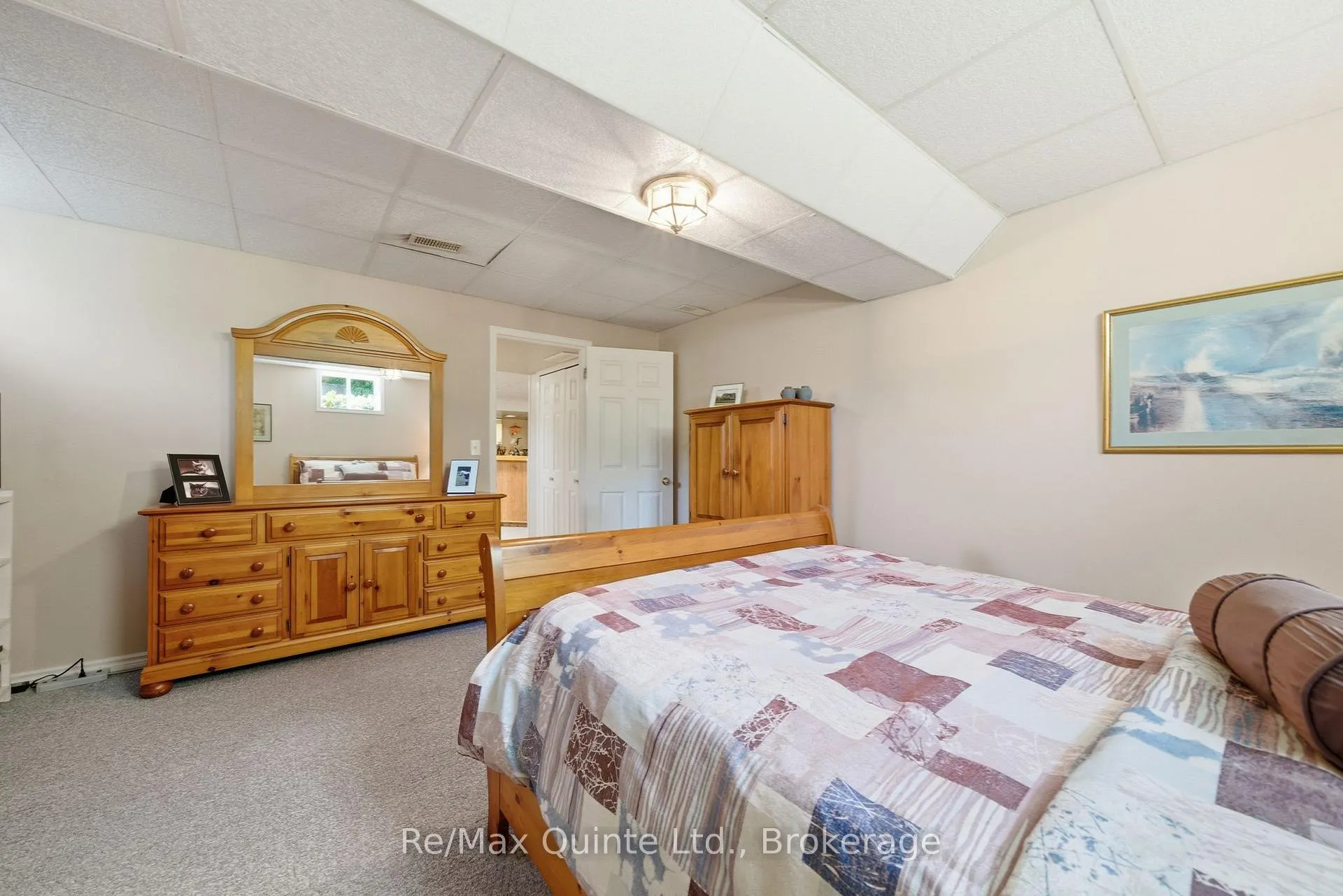 Photo 38 of 302 Clearview Road, Belleville, Thurlow Ward — HOMEH