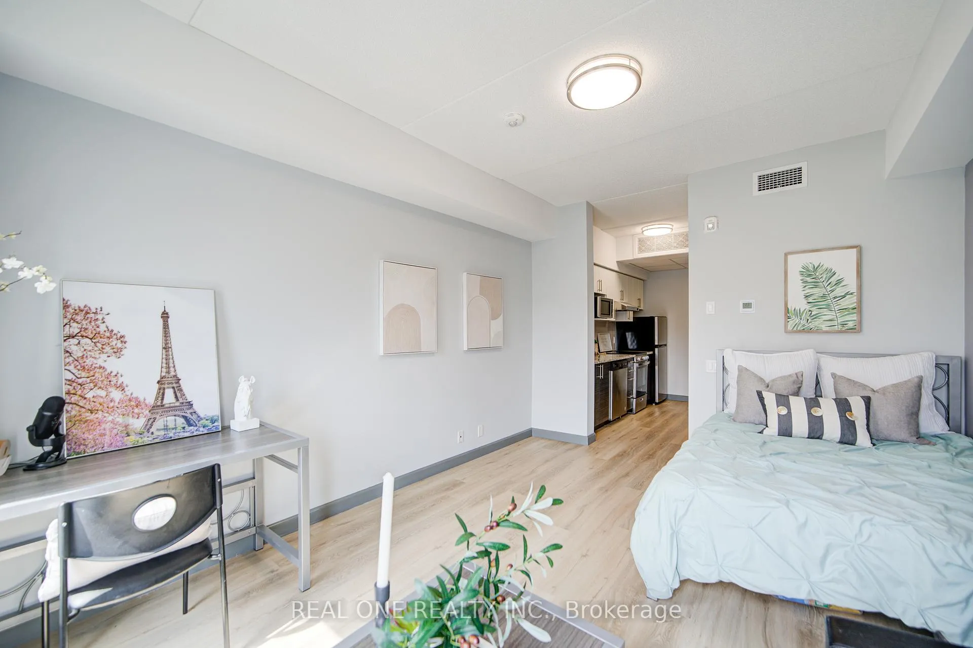 Photo 4 of Unit 510, 77 Leland Street, Hamilton, Ainslie Wood — HOMEH