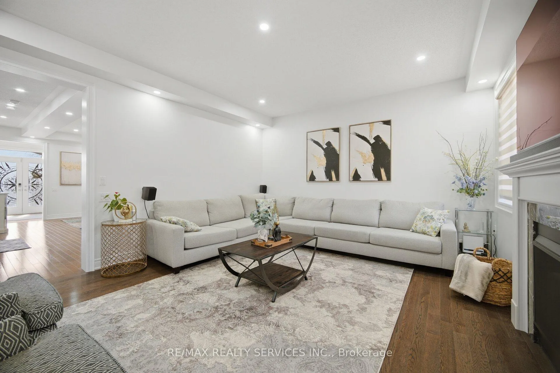 Photo 13 of 38 Blackberry Valley Crescent, Caledon, Rural Caledon — HOMEH