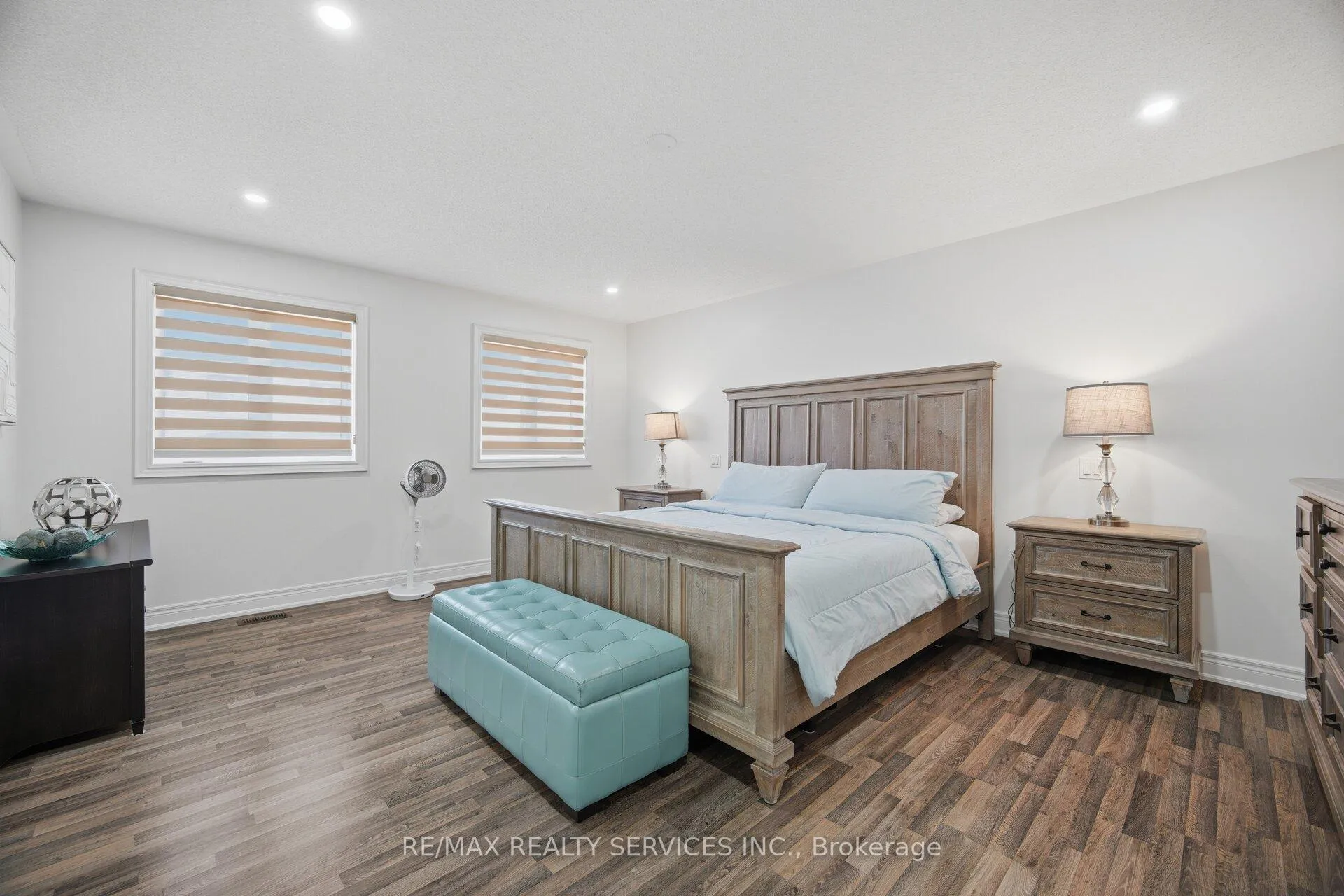 Photo 22 of 38 Blackberry Valley Crescent, Caledon, Rural Caledon — HOMEH