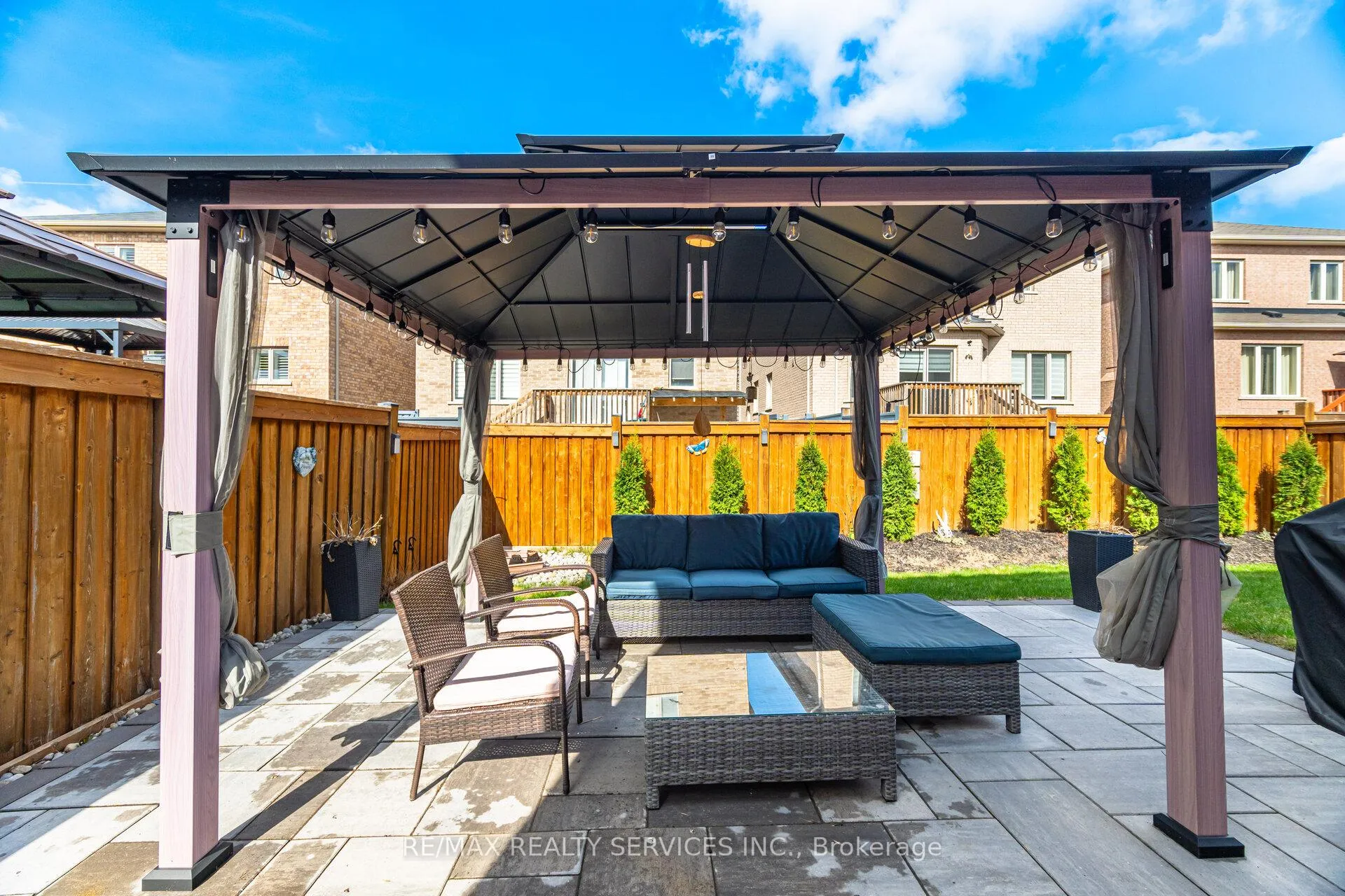 Photo 36 of 38 Blackberry Valley Crescent, Caledon, Rural Caledon — HOMEH