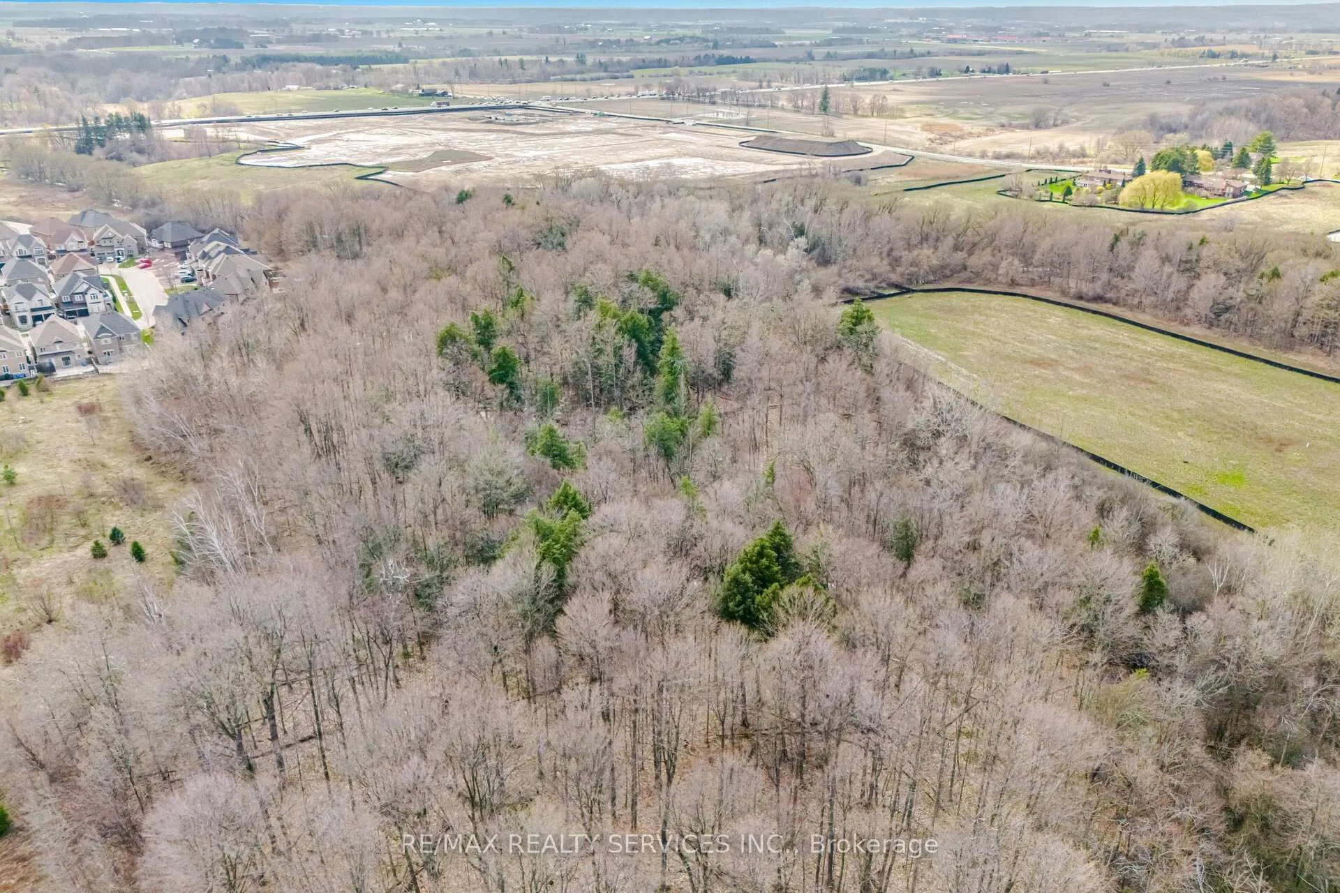 Photo 42 of 38 Blackberry Valley Crescent, Caledon, Rural Caledon — HOMEH