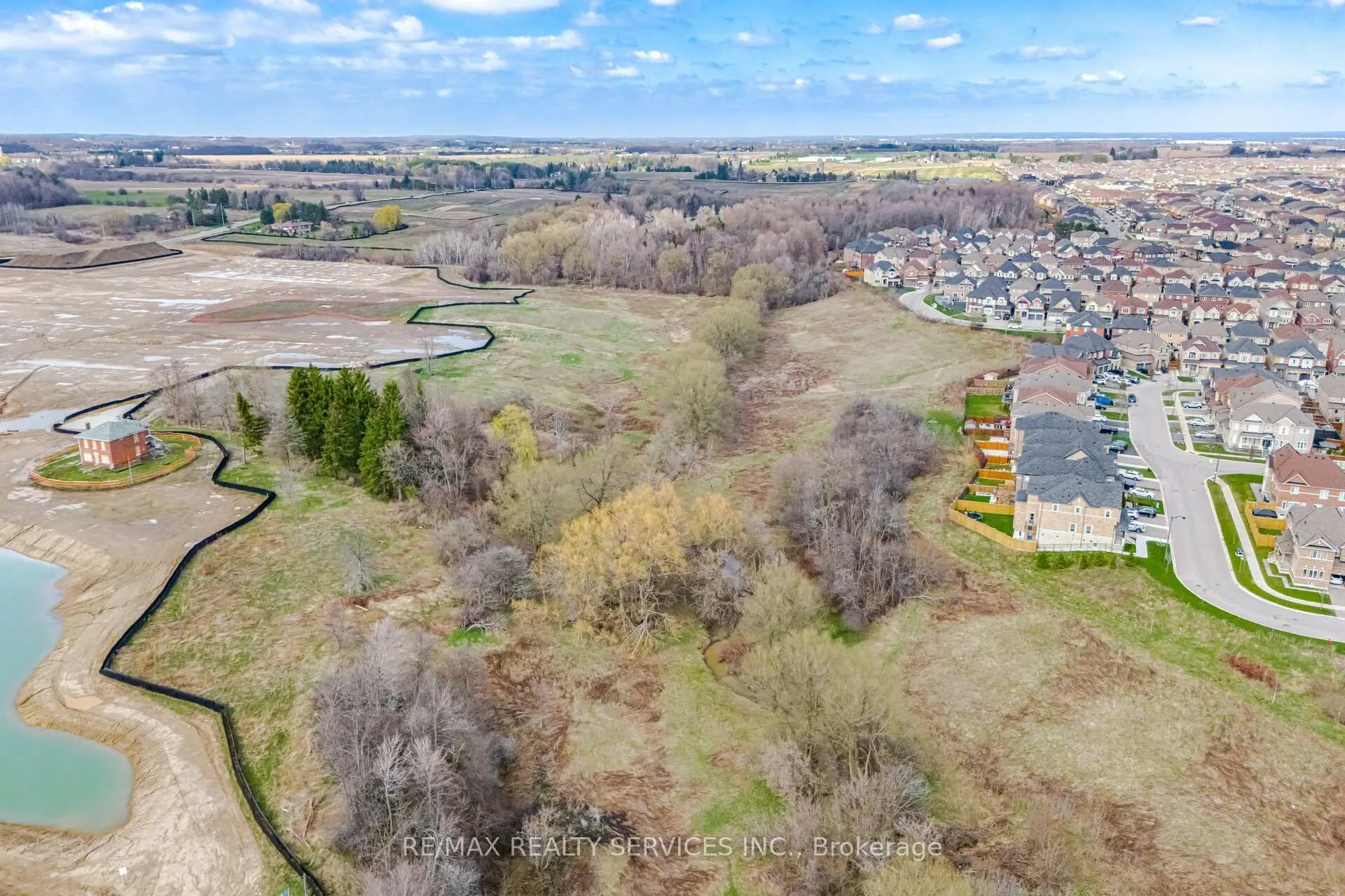 Photo 49 of 38 Blackberry Valley Crescent, Caledon, Rural Caledon — HOMEH