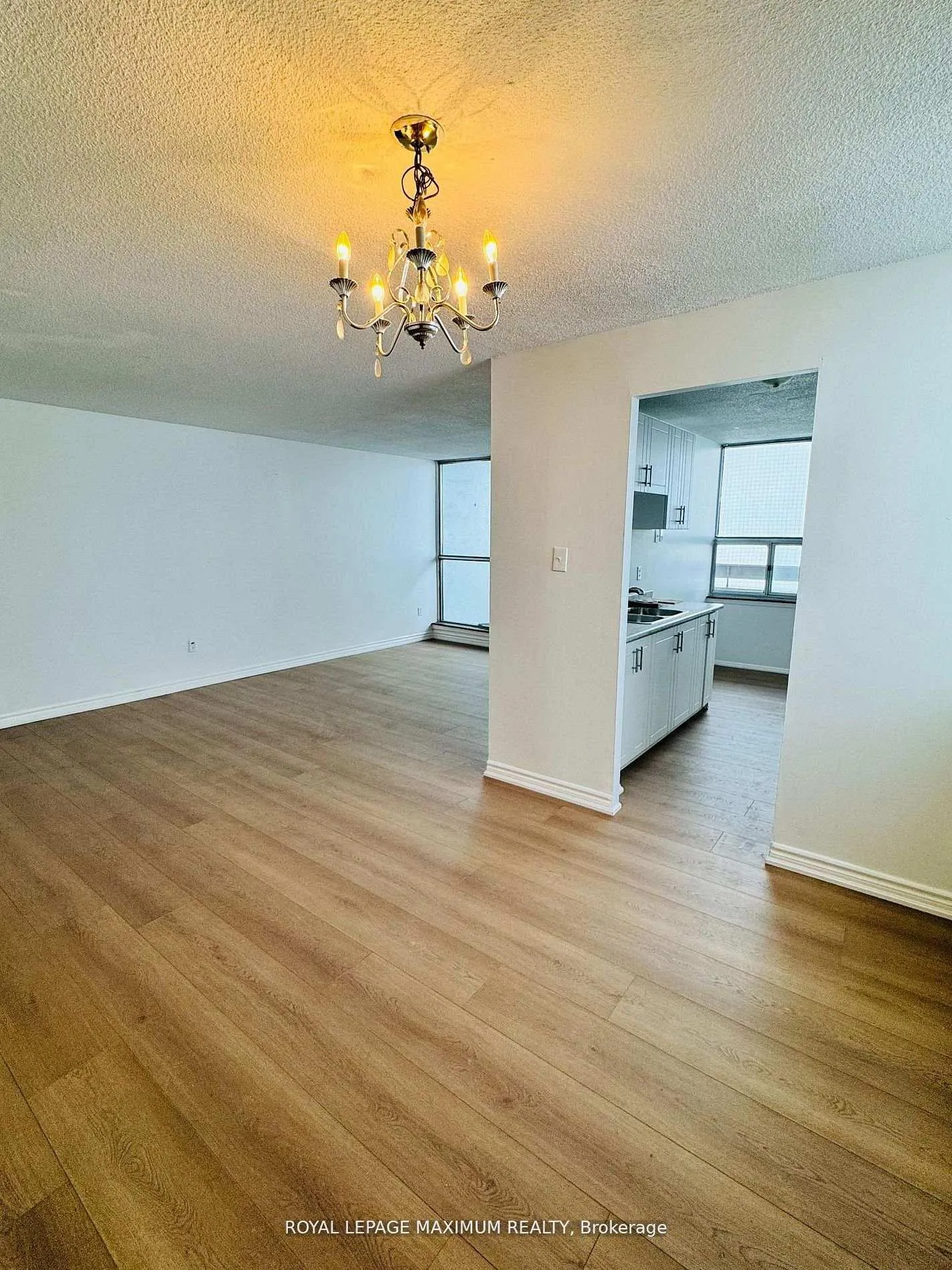 Photo 6 of Unit 1912, 15 Kensington Road, Brampton, Queen Street Corridor — HOMEH