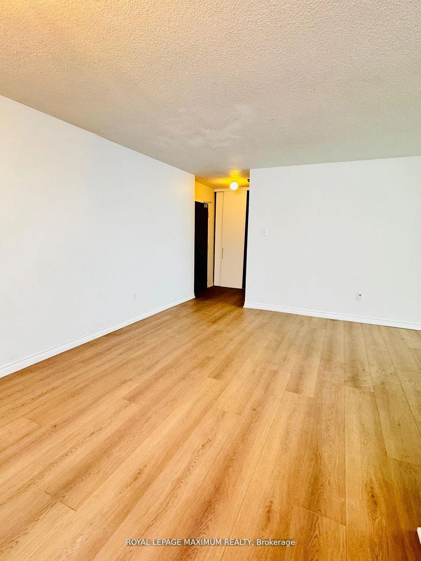 Photo 16 of Unit 1912, 15 Kensington Road, Brampton, Queen Street Corridor — HOMEH