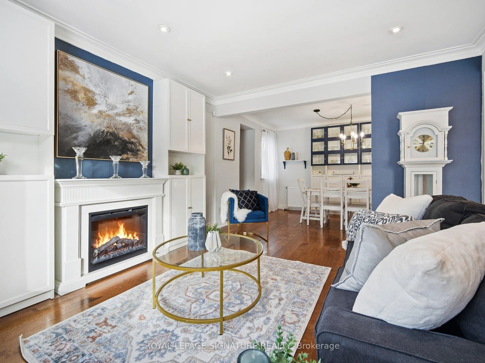 Front of 205 Prince Edward Drive S