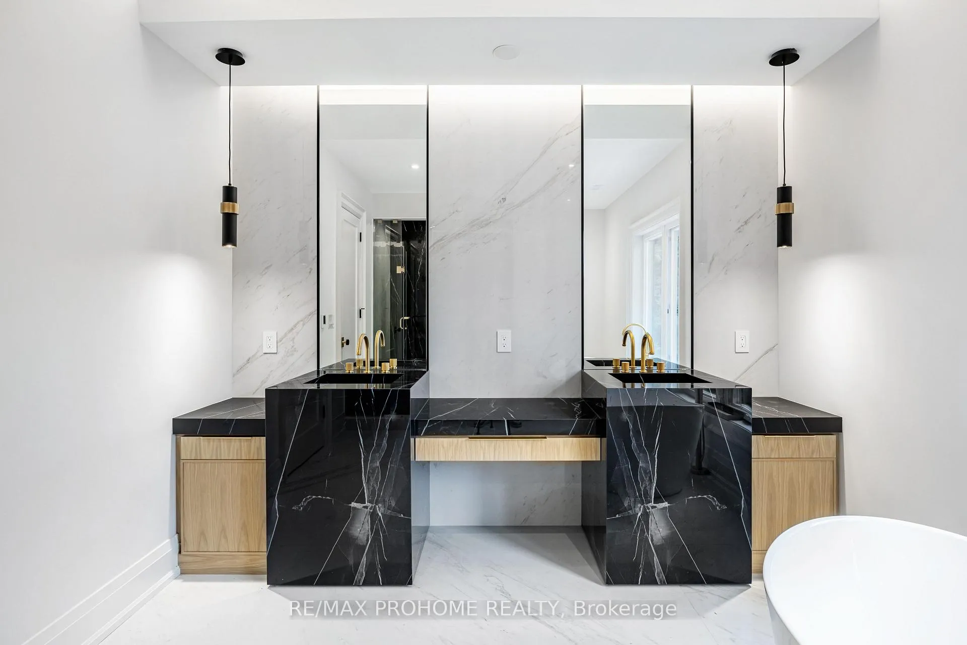 Photo 34 of 166 Krieghoff Avenue, Markham, Unionville — HOMEH