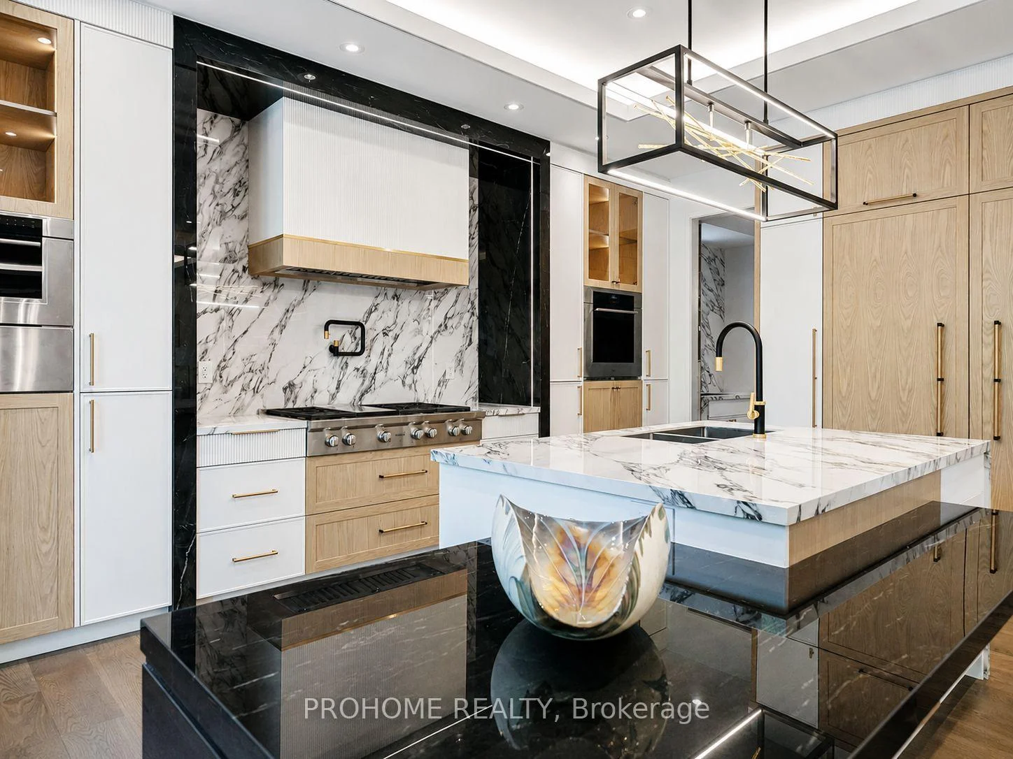 Photo 14 of 166 Krieghoff Avenue, Markham, Unionville — HOMEH