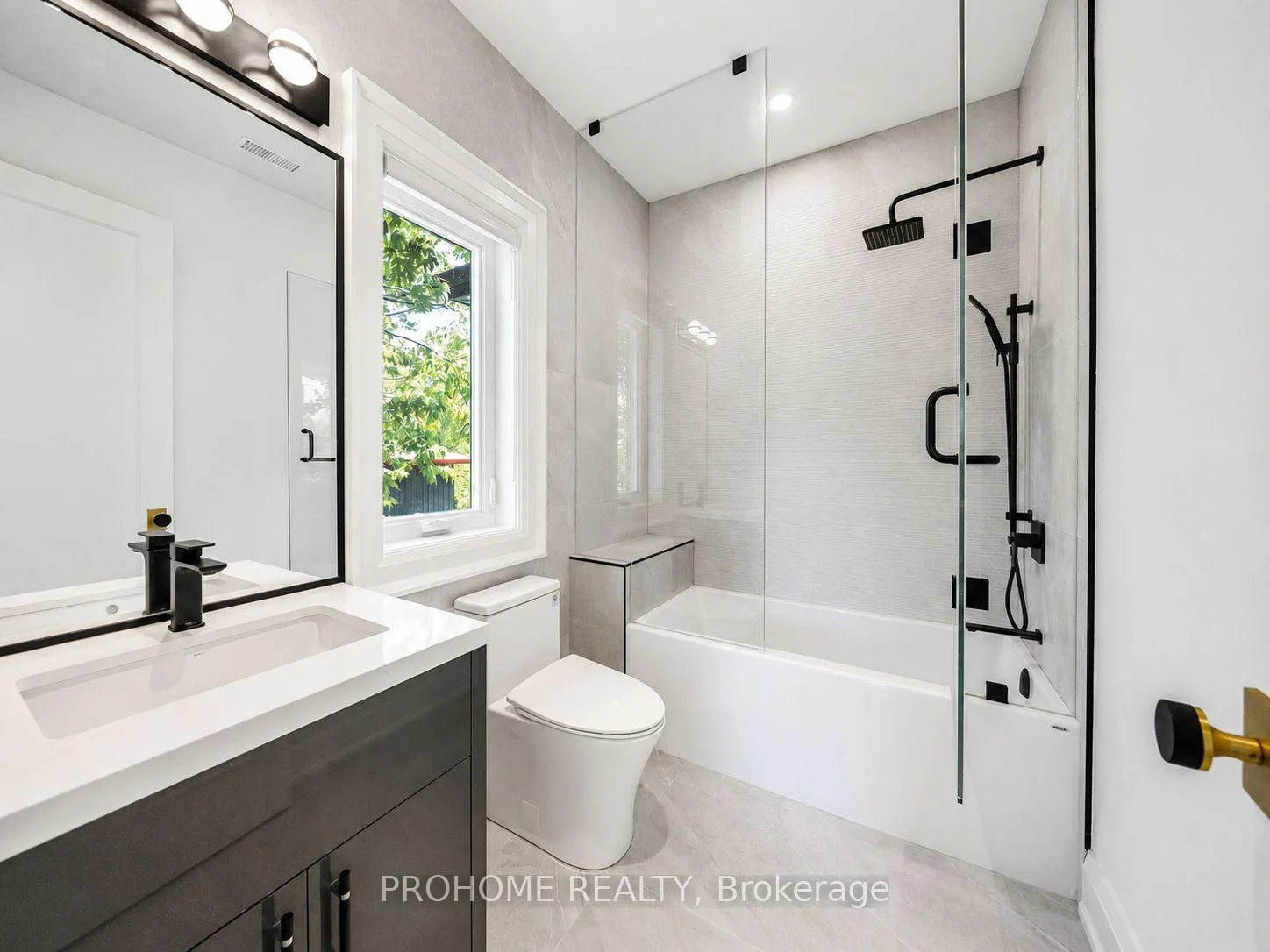 Photo 41 of 166 Krieghoff Avenue, Markham, Unionville — HOMEH
