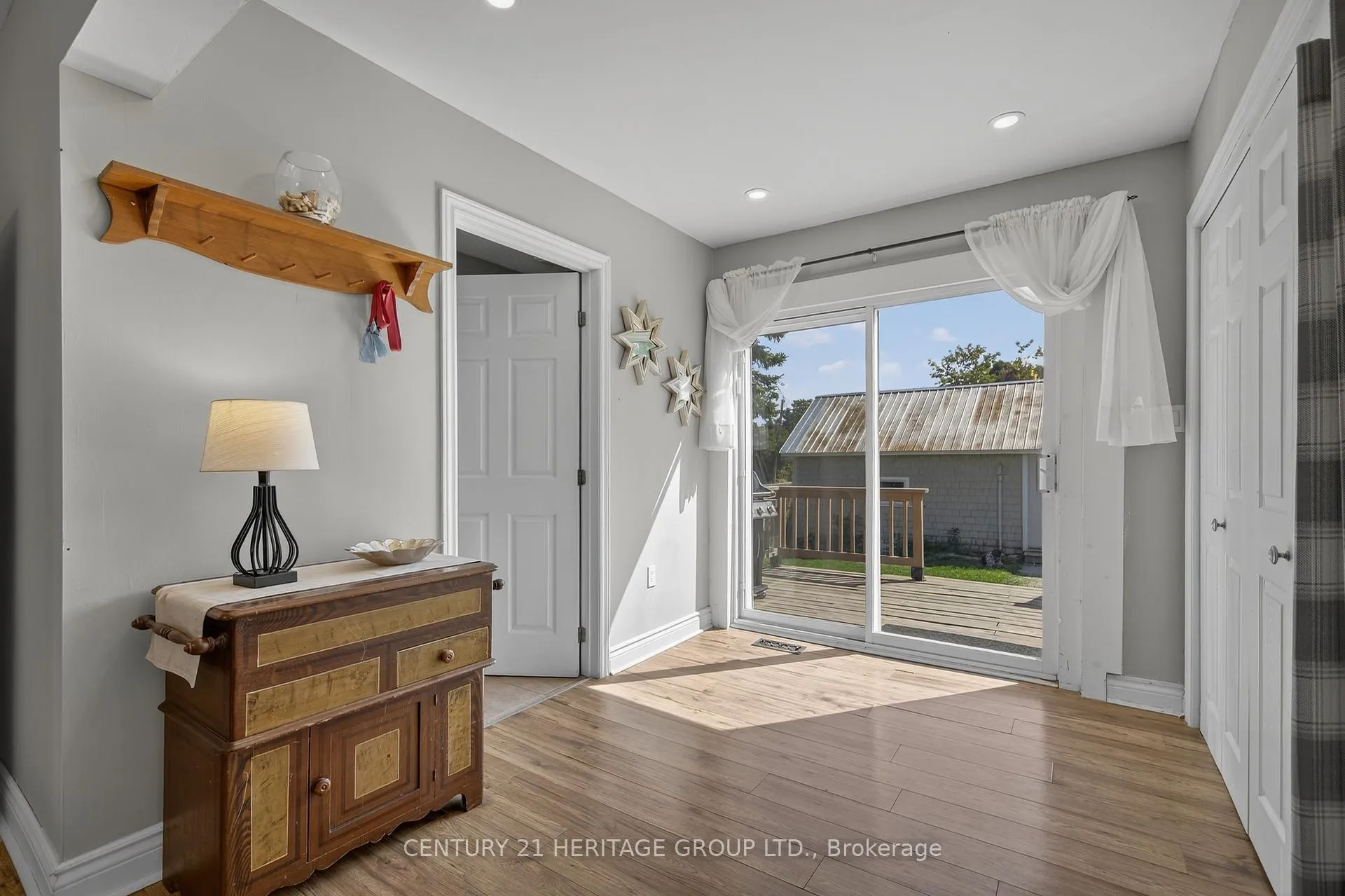Photo 10 of 397 Mara Road, Brock, Beaverton — HOMEH