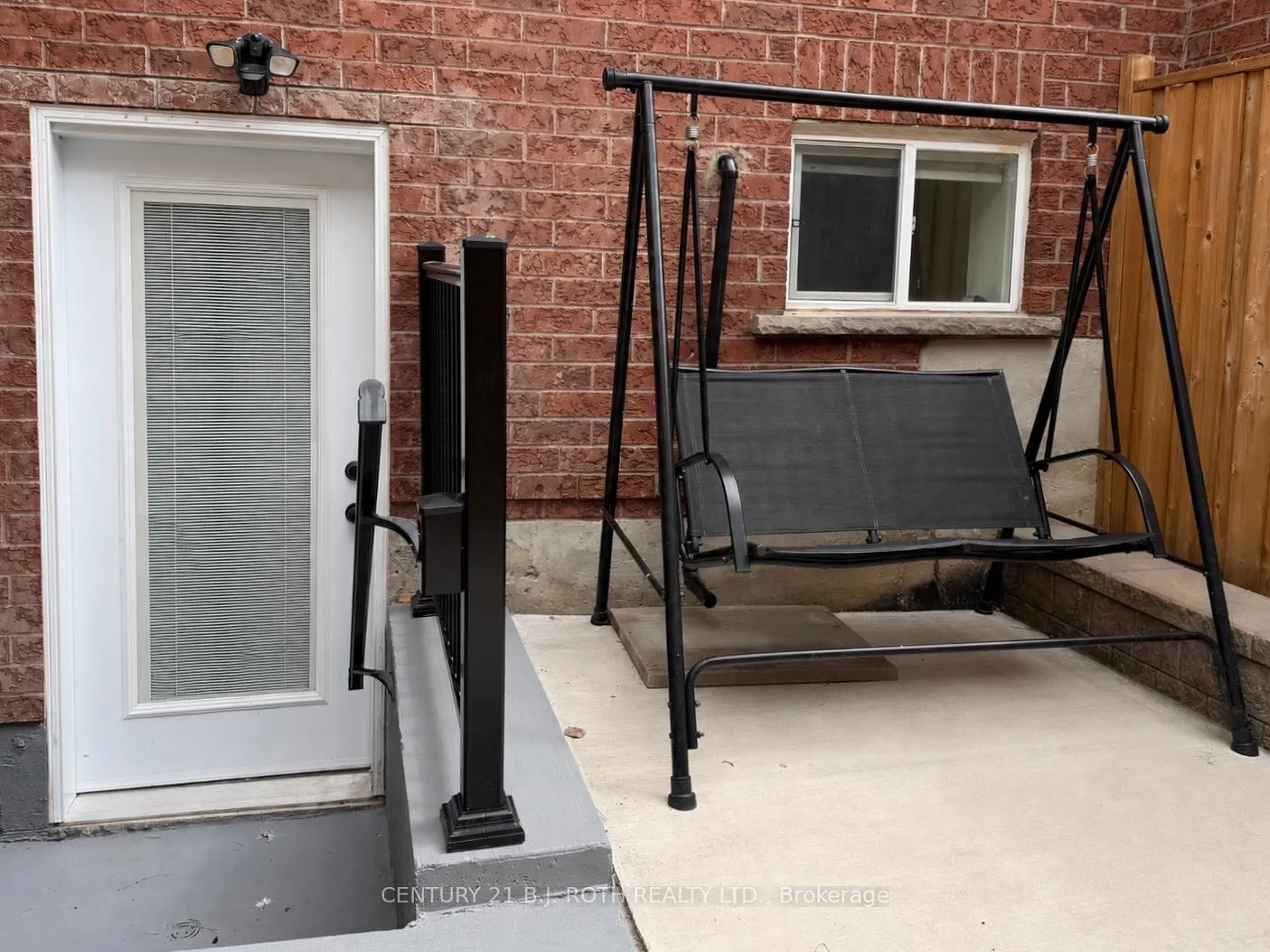 Photo 1 of Unit BSMT, 4 Pinecliff Crescent, Barrie, Ardagh — HOMEH