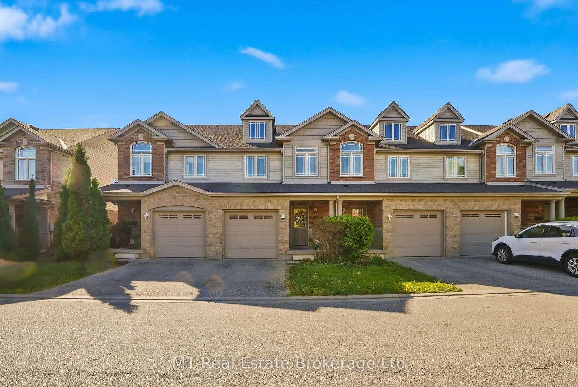 Photo 1 of 22 Lambeth Way, Guelph, Pineridge/Westminster Woods — HOMEH