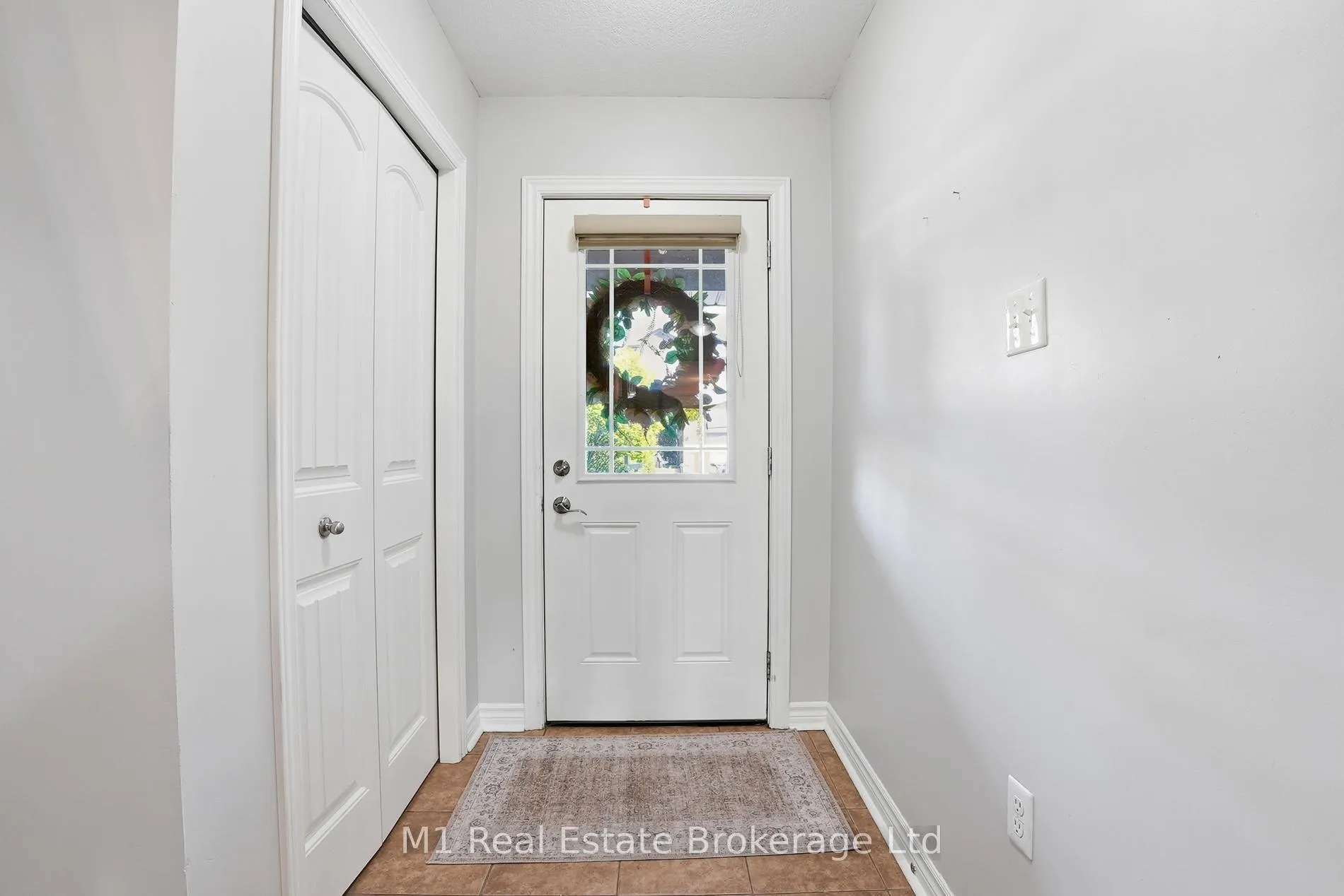 Photo 7 of 22 Lambeth Way, Guelph, Pineridge/Westminster Woods — HOMEH