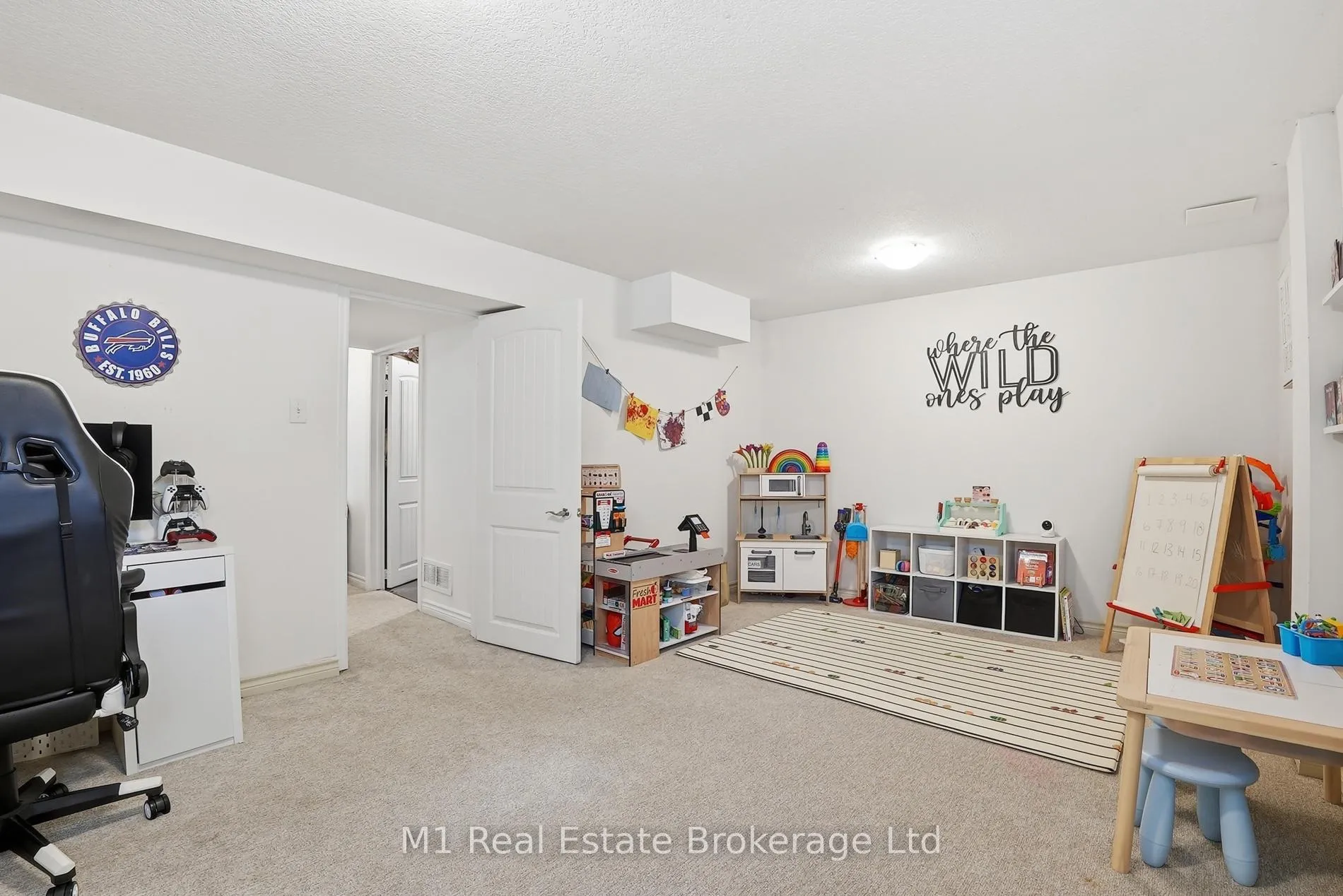 Photo 30 of 22 Lambeth Way, Guelph, Pineridge/Westminster Woods — HOMEH