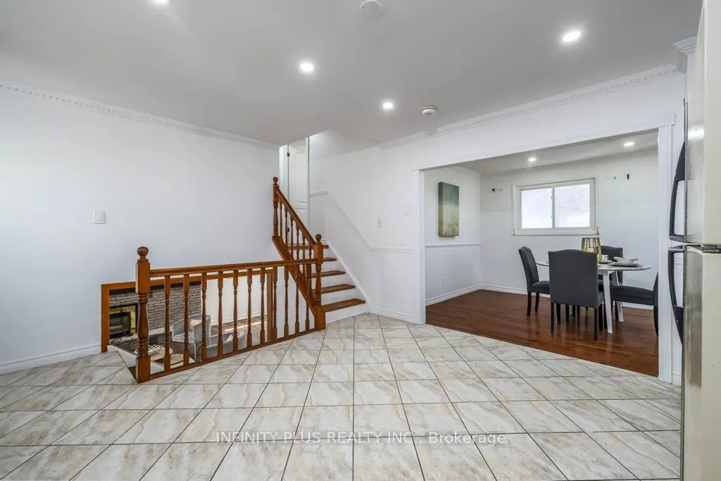 Photo 14 of 180 St Jerome Crescent, Kitchener — HOMEH