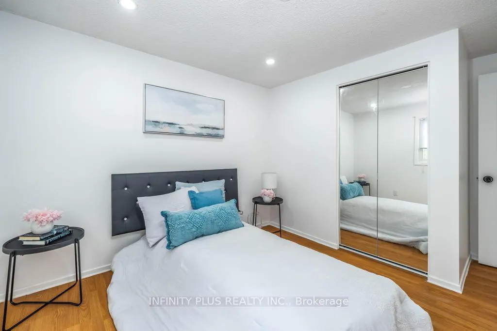Photo 18 of 180 St Jerome Crescent, Kitchener — HOMEH