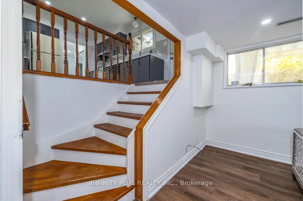 Photo 22 of 180 St Jerome Crescent, Kitchener — HOMEH