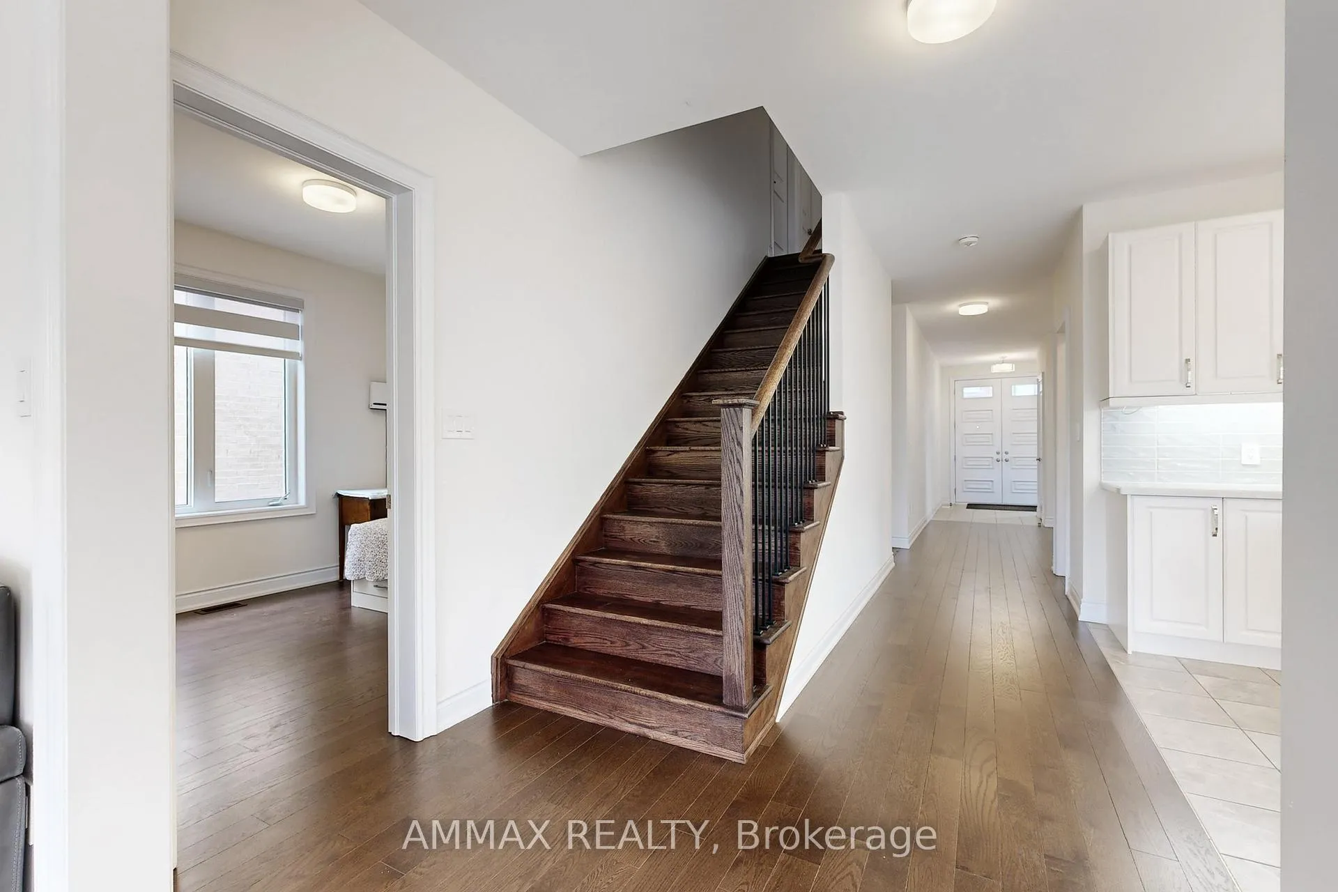 Photo 14 of 112 Bearberry Road, Springwater, Minesing — HOMEH