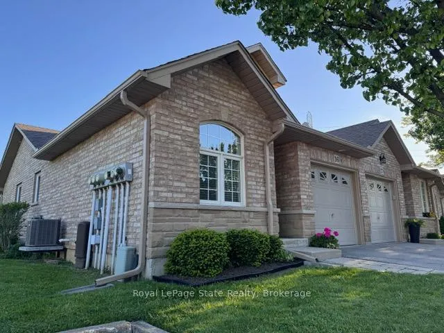 Photo 5 of Unit 16, 751 Rymal Road W, Hamilton, Carpenter — HOMEH