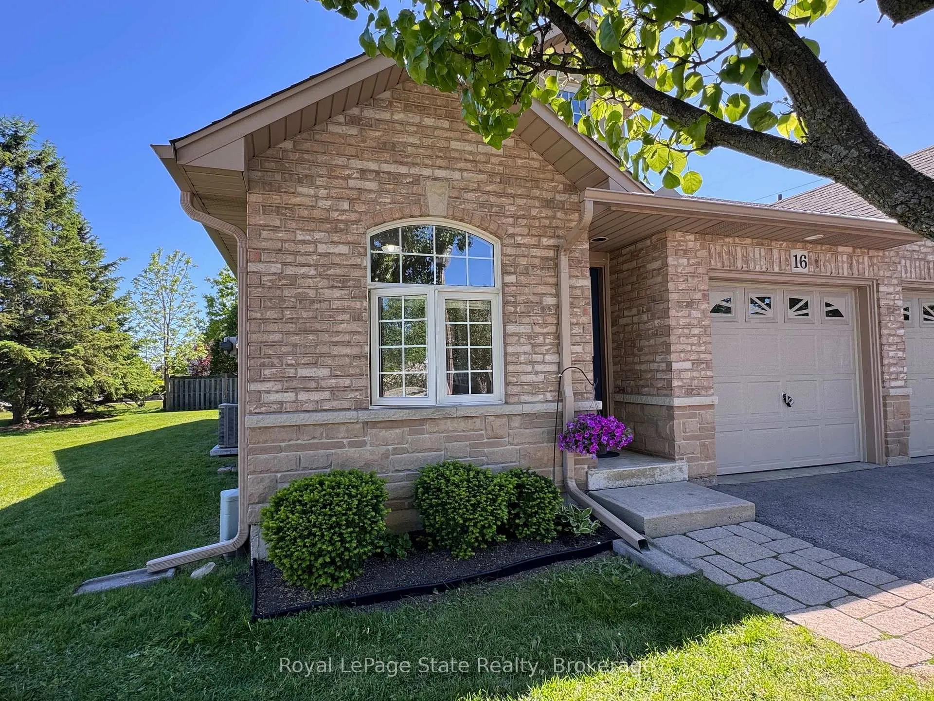 Photo 6 of Unit 16, 751 Rymal Road W, Hamilton, Carpenter — HOMEH