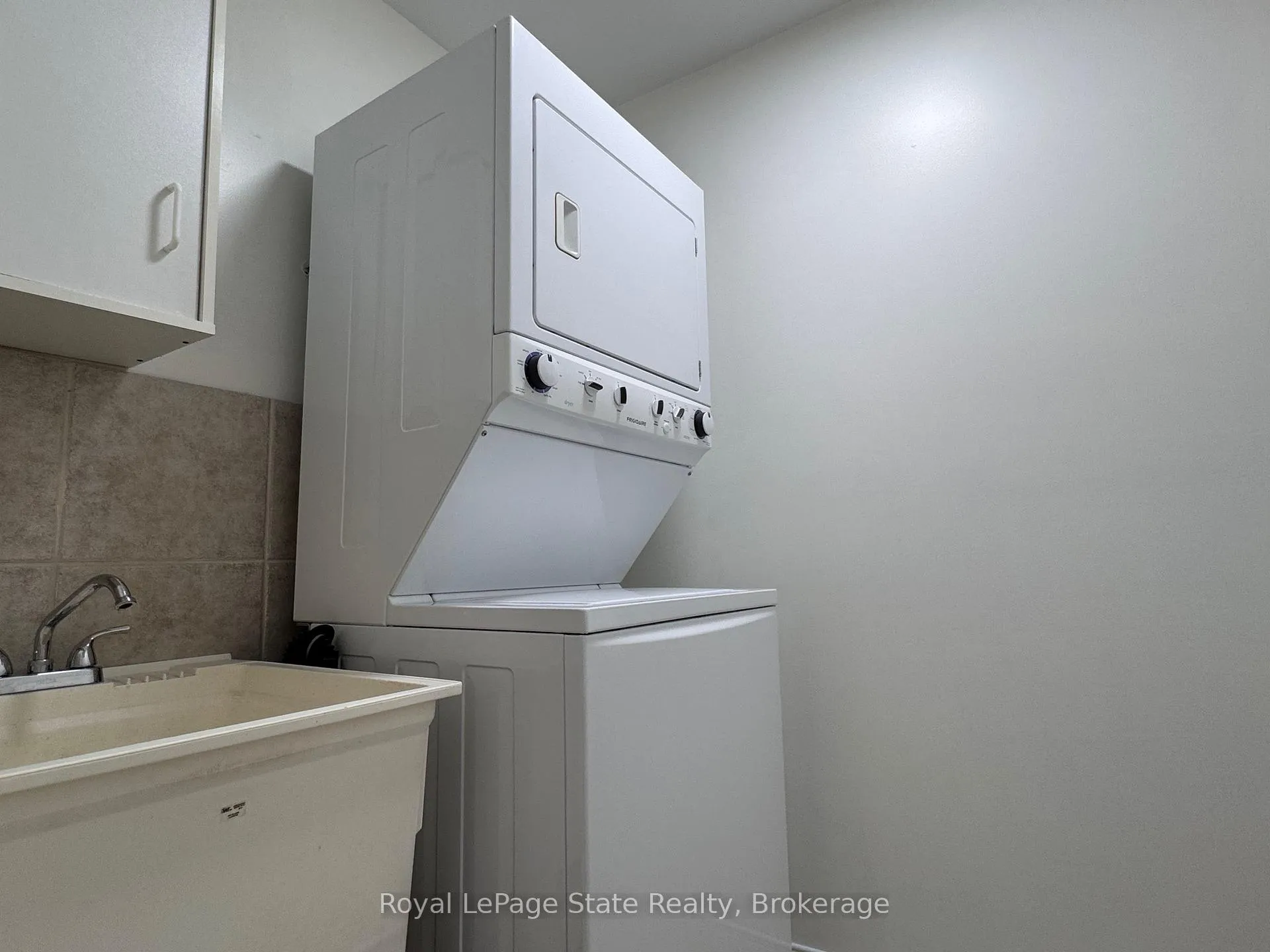 Photo 46 of Unit 16, 751 Rymal Road W, Hamilton, Carpenter — HOMEH