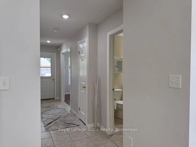Photo 10 of Unit 16, 751 Rymal Road W, Hamilton, Carpenter — HOMEH