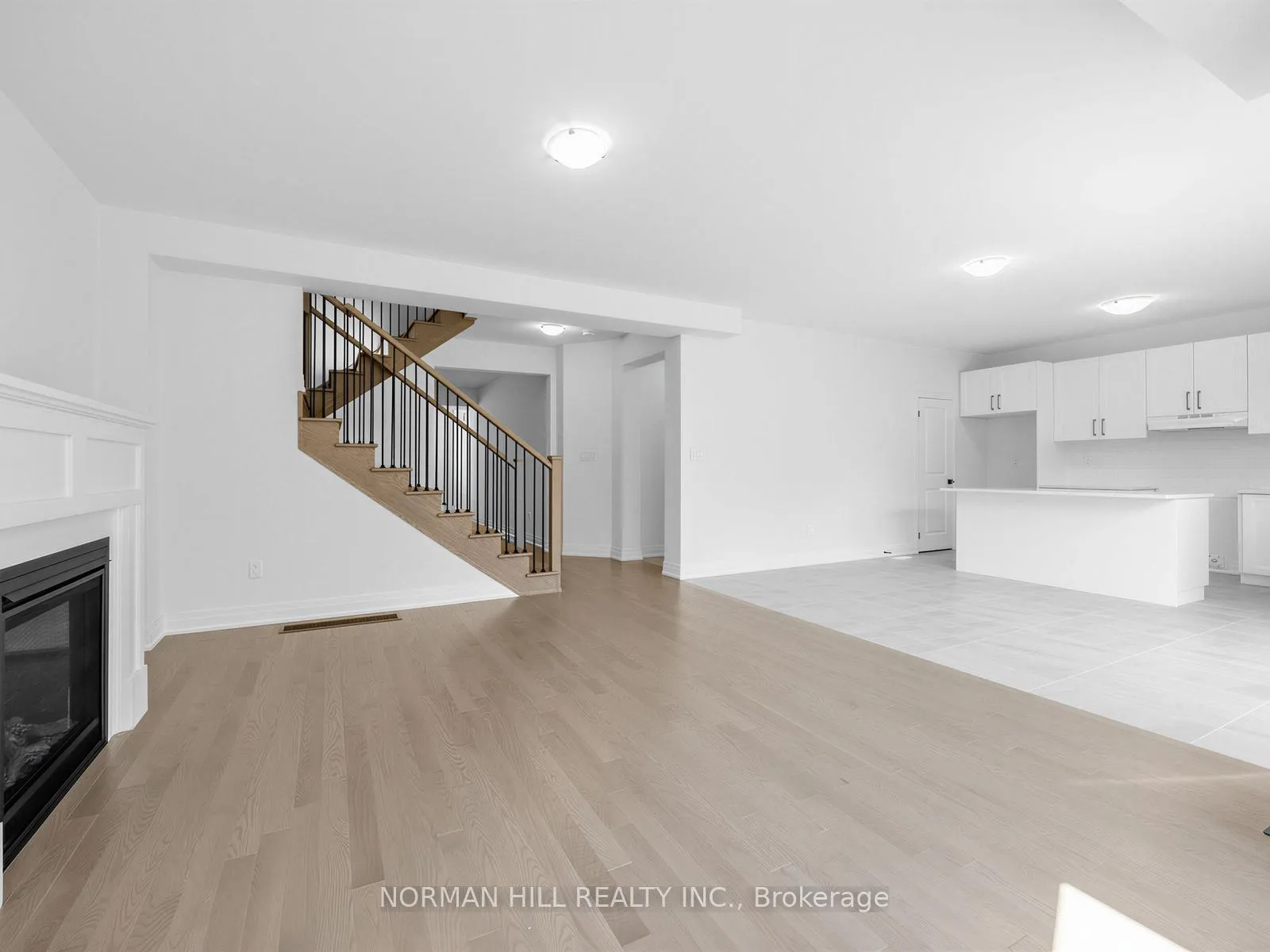 Photo 9 of 13 Lilestone Drive, Brampton, Credit Valley — HOMEH