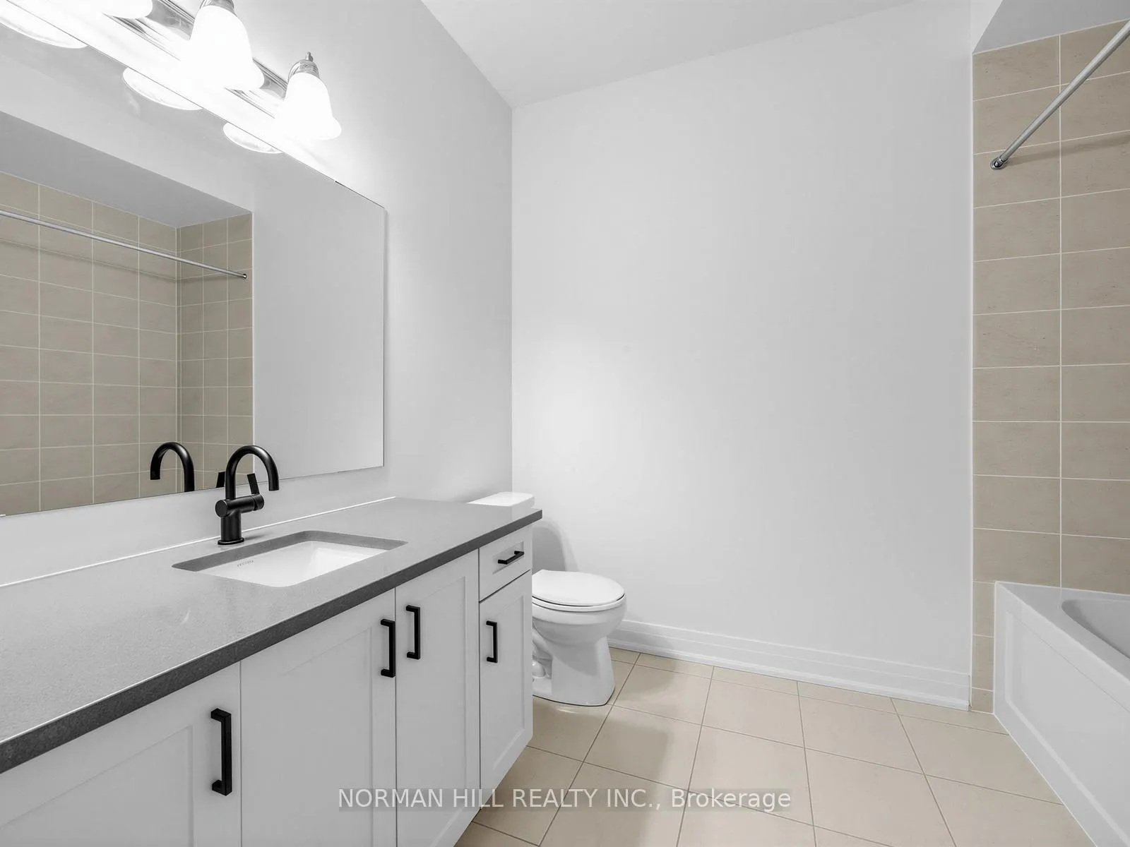 Photo 23 of 13 Lilestone Drive, Brampton, Credit Valley — HOMEH
