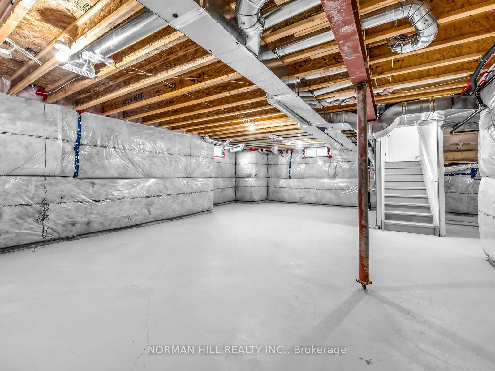 Photo 29 of 13 Lilestone Drive, Brampton, Credit Valley — HOMEH
