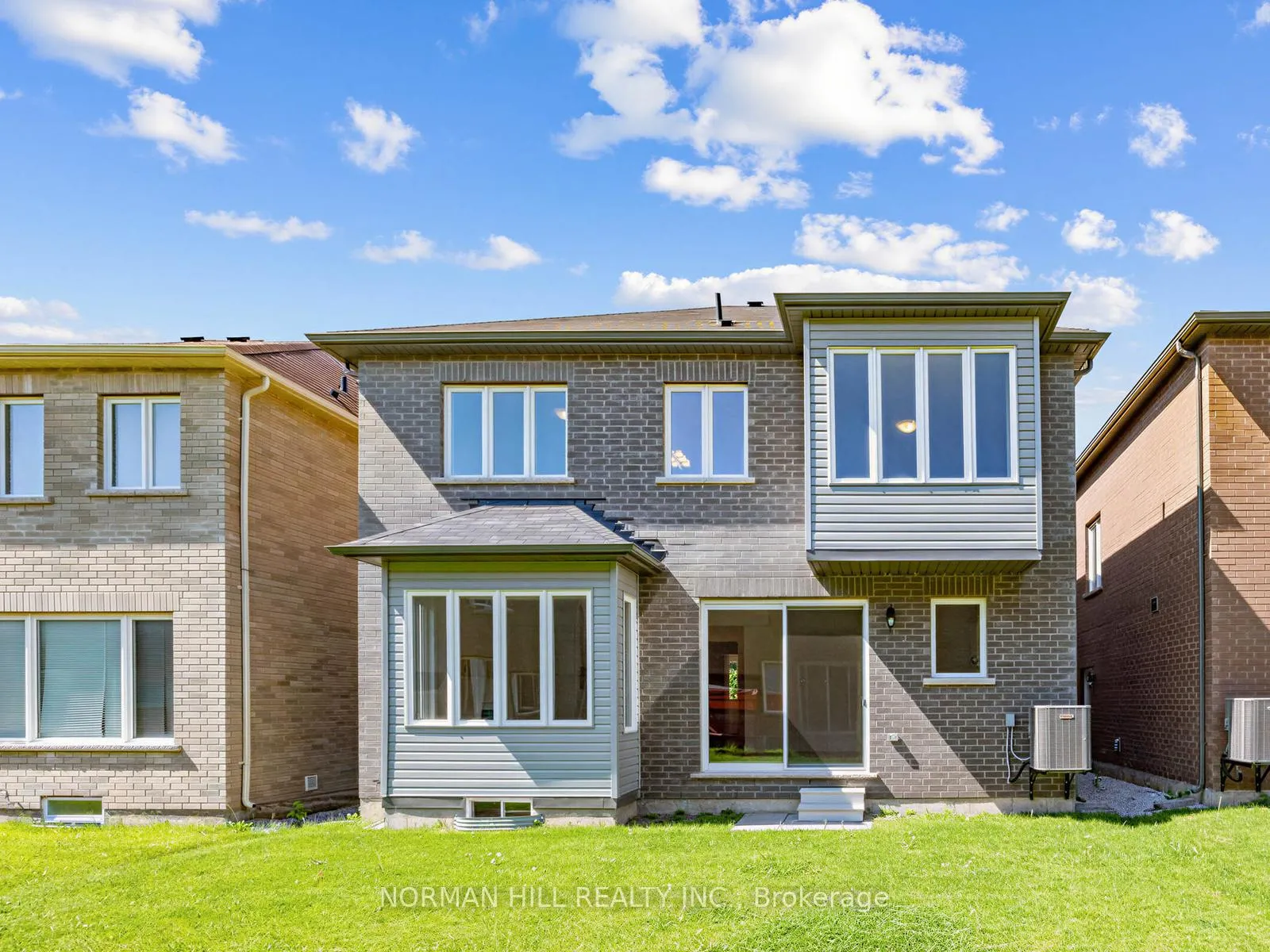 Photo 32 of 13 Lilestone Drive, Brampton, Credit Valley — HOMEH